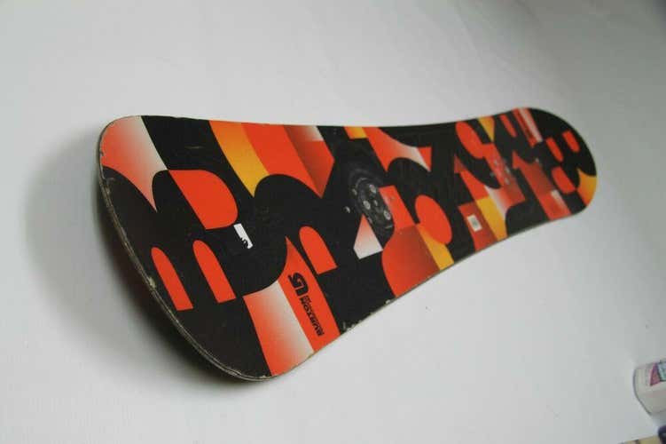 Burton Progression 152cm Snowboard Used Demo Board B1005 Chip on tip