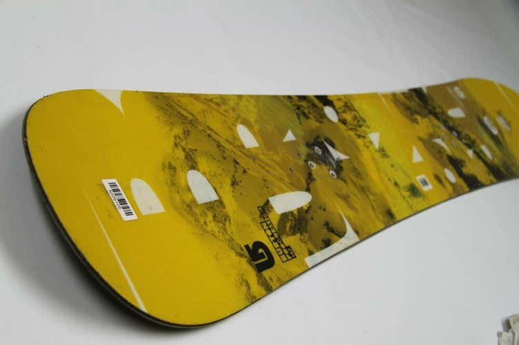 Burton Progression 147 cm Snowboard Used Demo Board B1009