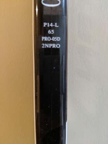 Bauer NEXUS 2N Pro Hockey Stick Lefty P14 65 flex Intermediate D1 Pro Stock