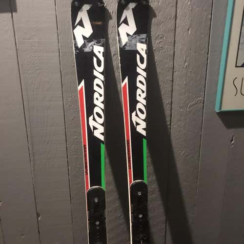 Nordica 156cm SL Ski