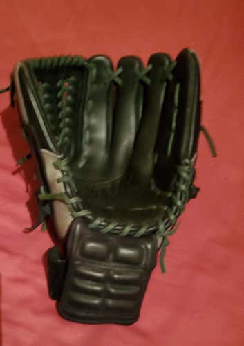 New Mizuno MVP Prime Special Edition Baseball Glove