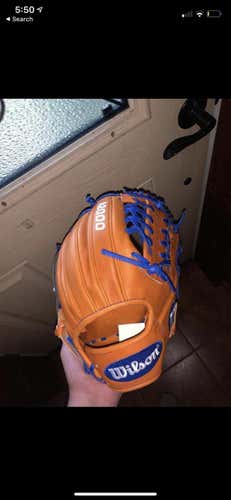 New A2000 Baseball Glove