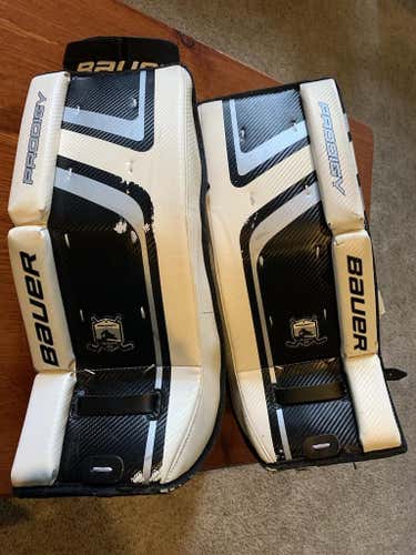 22" Bauer Prodigy 2.0 Goalie Leg Pads Youth