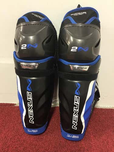 New Nexus 2N Shin Pads Senior Size 14 Item#MINNSH1