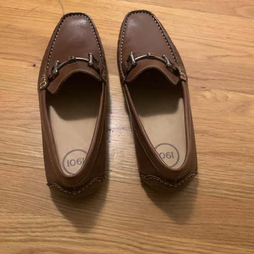 Men’s Loafer Size 9