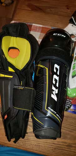 CCM Tacks 9080 Shin Pads Senior