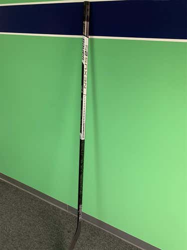 Nexus 2N Pro Hockey Stick Righty Unknown Senior Pro Stock