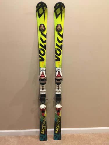 155cm 2016 Volkl Racetiger SL Skis