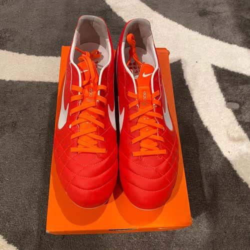 Unisex Men's 10.5 (W 11.5) Tiempo Legend IV Cleats