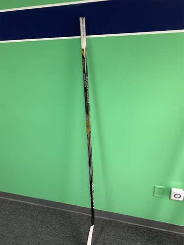 Supreme 170 Hockey Stick Righty Unknown Senior Pro Stock