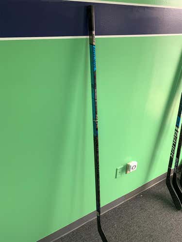 Nexus 2N Pro Hockey Stick Lefty Unknown Senior Pro Stock