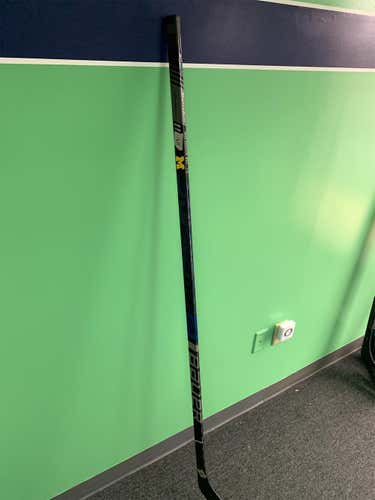 Supreme 2S Pro Hockey Stick Lefty Unknown Senior Pro Stock