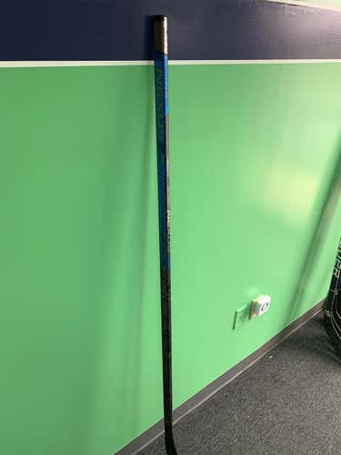 Nexus 2N Pro Hockey Stick Lefty Unknown Senior Pro Stock