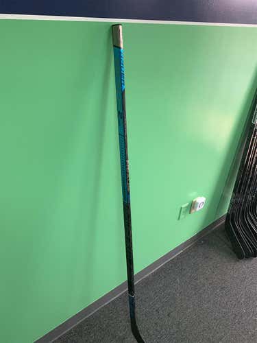 Nexus 2N Pro Hockey Stick Lefty Unknown Senior Pro Stock
