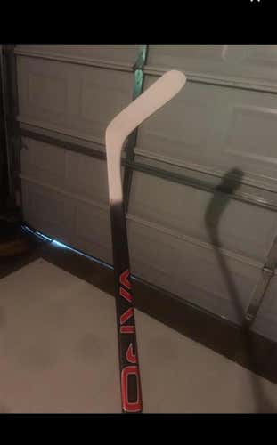 New Vapor x800 Hockey Stick Righty Mid Senior