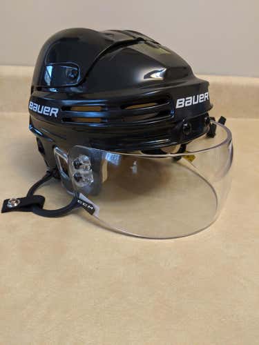 New Medium Bauer 4500 Helmet with CCM Visor