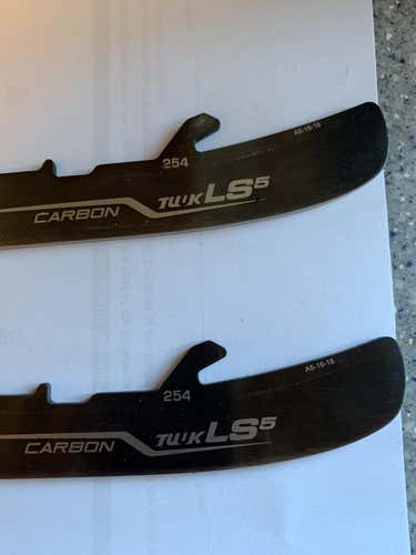 Bauer Holders, Runners & Replacement Steel