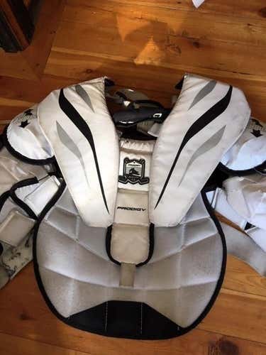 Large Bauer Prodigy Goalie Chest Protector Junior Pro Stock