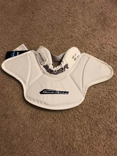 New Bauer Reactor Neck And Clavicle Protector Senior Size L/XL