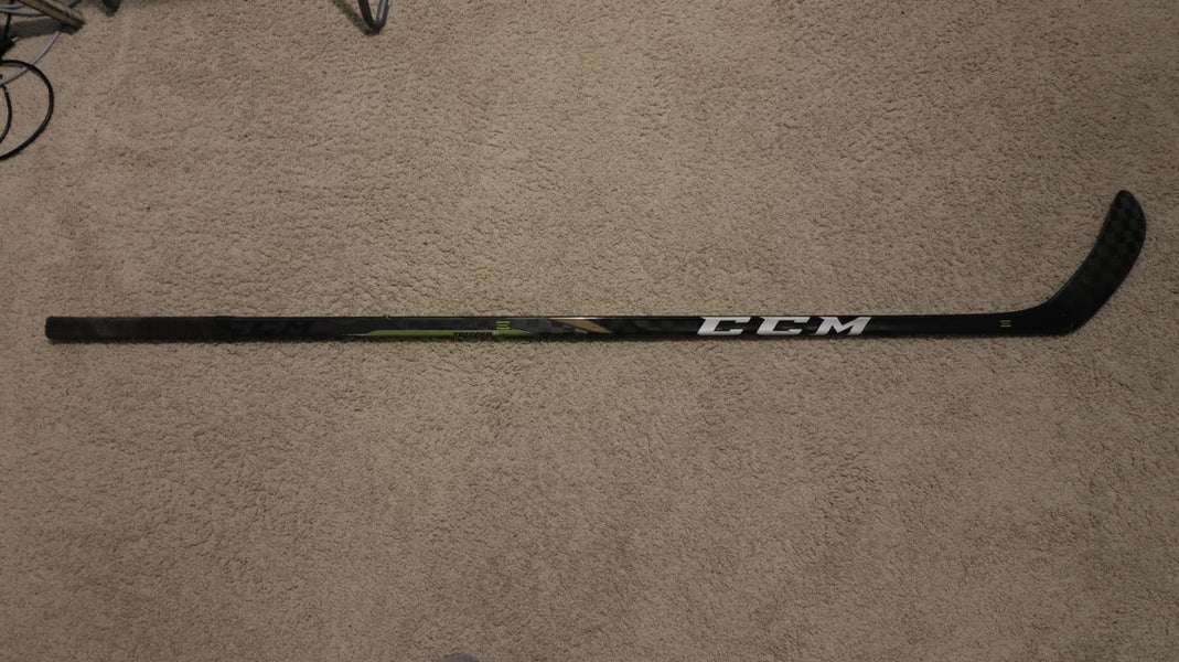 CCM RibCor Trigger3D PMT Hockey Stick Righty P28 Senior