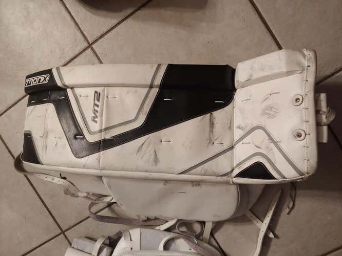 33" +1 TronX Goalie Leg Pads Senior