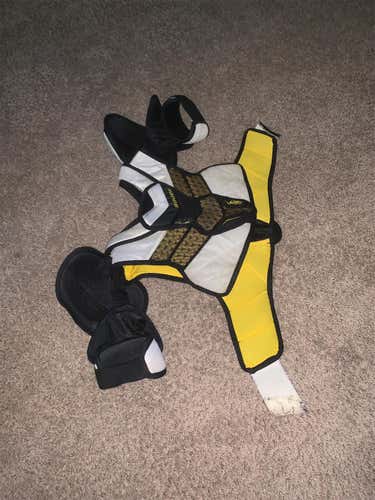 Large S190 Shoulder Pads Youth