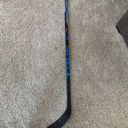 True XC7 ACF TC2 75 Flex Hockey Stick Righty Toe Senior