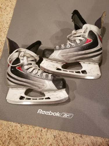 Bauer Vapor XII Hockey Skates Junior Size 5