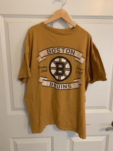 Vintage Boston Bruins NHL Hockey Tee Men's Size Medium