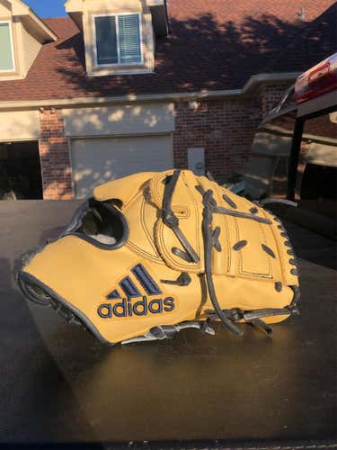 EQT Baseball Glove