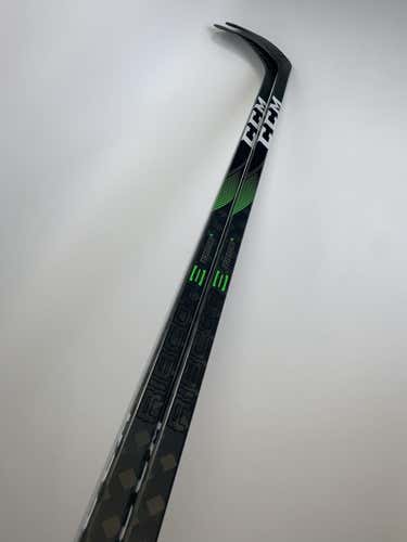NEW 2 pack CCM Trigger 4 RH 70flex P29 66’
