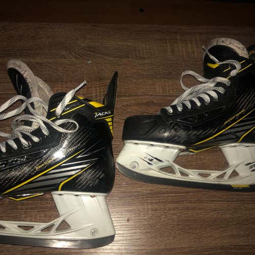 Super Tacks Hockey Skates Senior Size 8