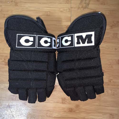 New MIA MB11 (Warrior Franchise) dressed as CCM Gloves Pro Stock Made in Canada
