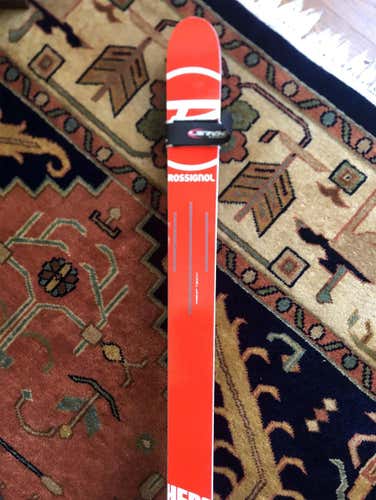 Racing Women's FIS Super G 2017 Rossignol Skis W/ 18 Din