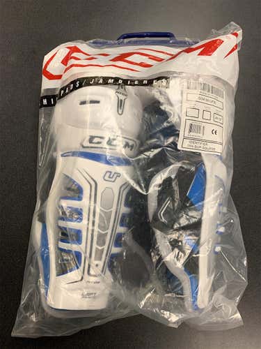 New CCM Shin Pads Junior 12”