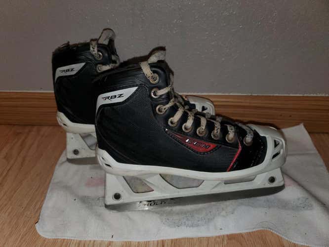 CCM RBZ 70 Hockey Goalie Skates Junior Size 3