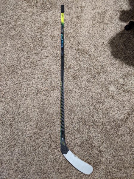 Warrior Alpha DX Stick - Right Handed W03 (P92) Curve