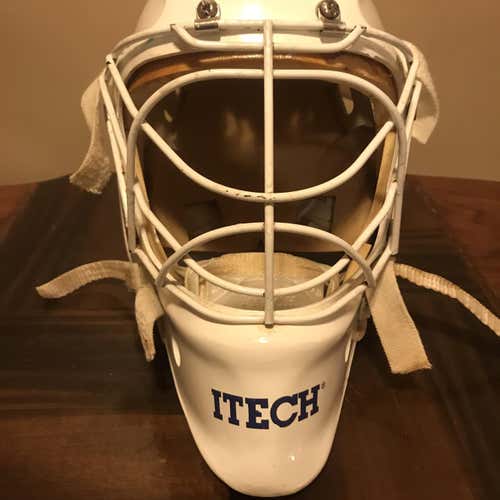 951 Goalie Mask Senior Pro Stock