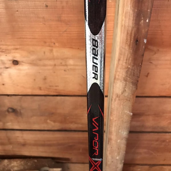 New Vapor 1X Hockey Stick Righty Toe Senior Pro Stock