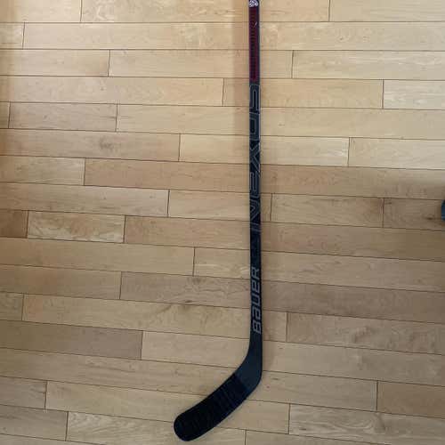 Nexus 2N Pro Hockey Stick Righty Senior