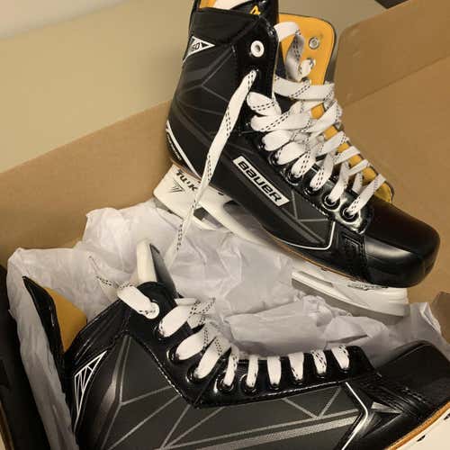 New Bauer S160 Hockey Skates Size 7.5