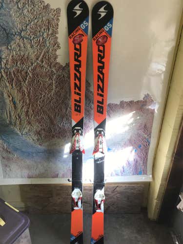 149cm Blizzard GS Ski Marker 10 Binding