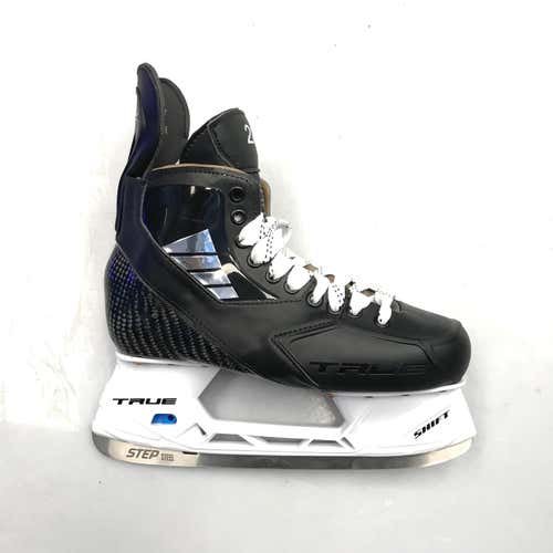 New CLAUDE GIROUX "Flyers" True Pro Stock Skate Size 8D