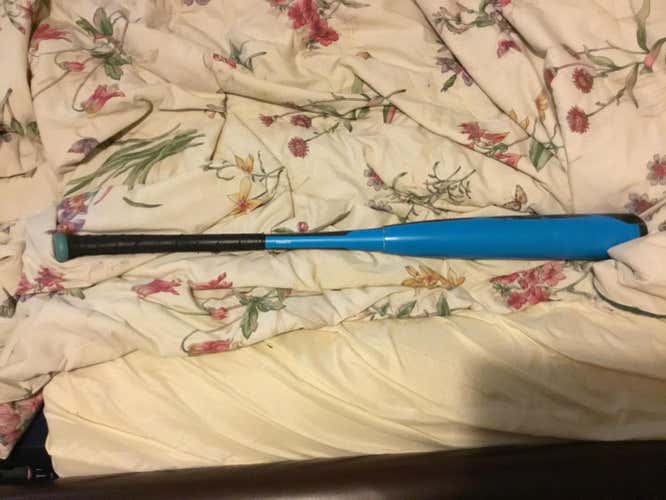 2018 Elite Bat 32 inches 27 oz used a a backup bat for one season
