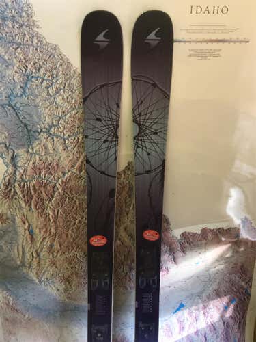 166cm Blizzard Black Pearl