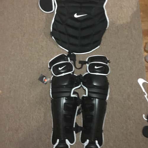 New Nike Catcher's Combo