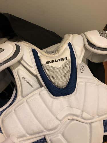 Large Bauer Nexus 6000 Shoulder Pads Senior