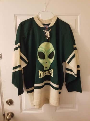 One Pre-Owned Martian Jersey Size Large #4