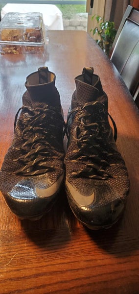 10.5 Nike Vapor Elite Cleats