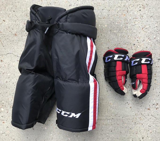 BUNDLE CCM HP70 Pro Stock Hockey Pants HG97 Hawks Mitts Chicago Blackhawks 7504